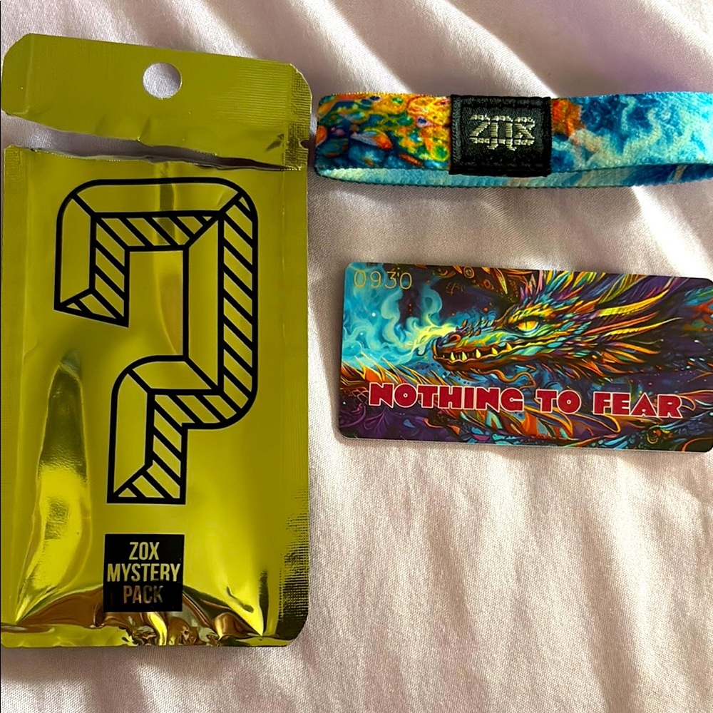 Zox “Nothing to Fear” Gold 0930 Mystery Strap
